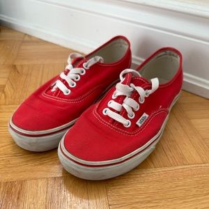 VANS Unisex Classic Authentic Shoe